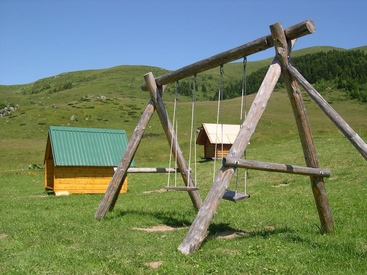 Maison d'hôtes Kamp Janketic à Kolašin Extérieur photo